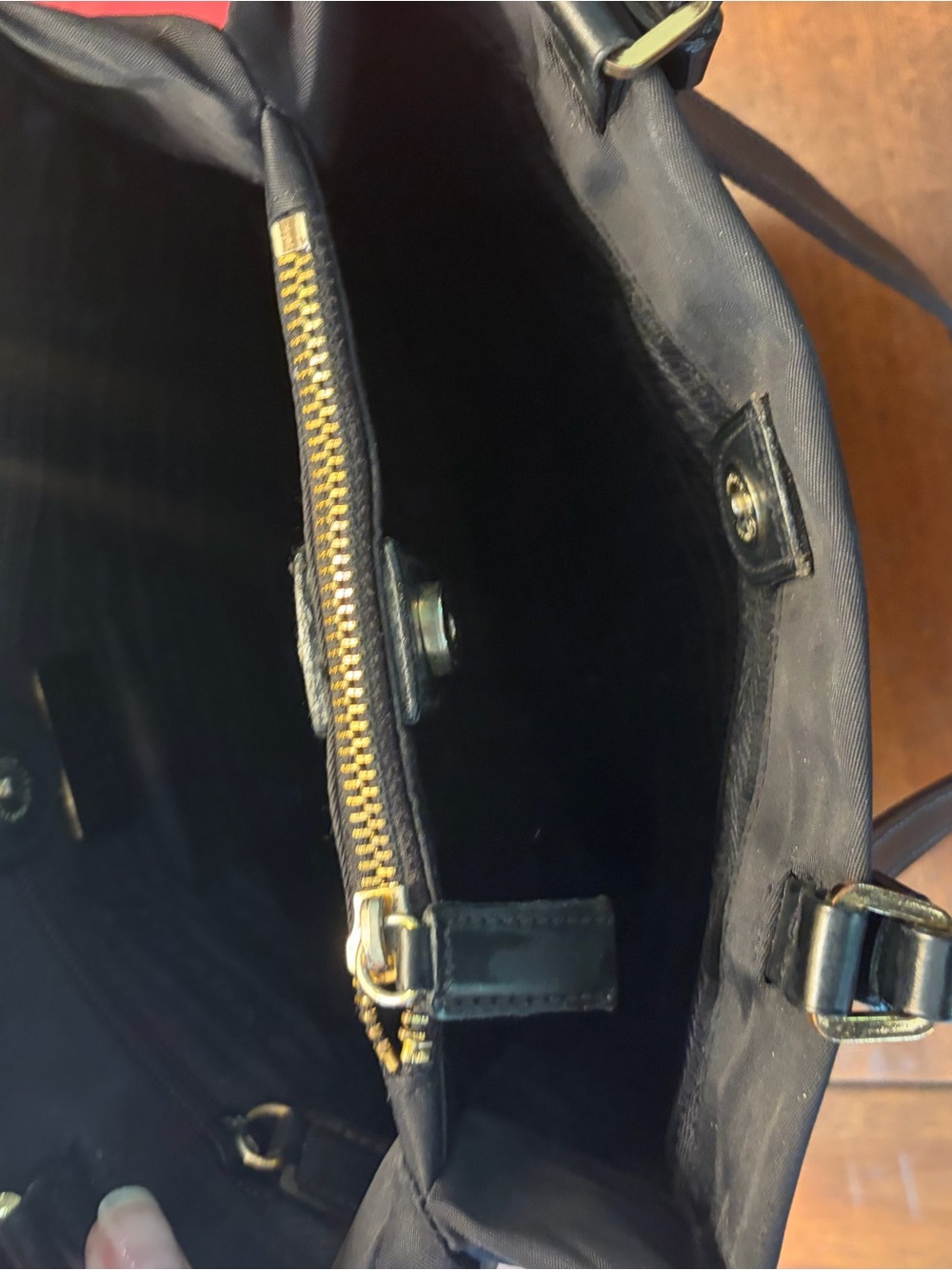 Prada Black vintage 2000’s Tessuto mini Nylon Shoulder Bag with Red Zip Pouch - Picture 8 of 16